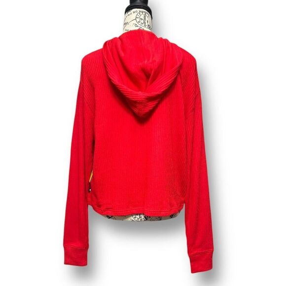 EleVen M Red Ribbed Hoodie Golf Tennis Pullover Stretch Athleisure Lounge NWT - Picture 3 of 10